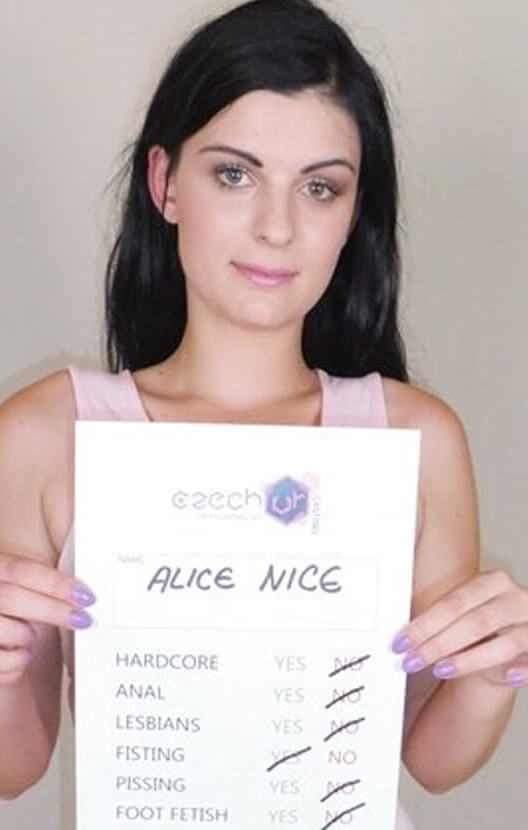 Alice Nice VR
