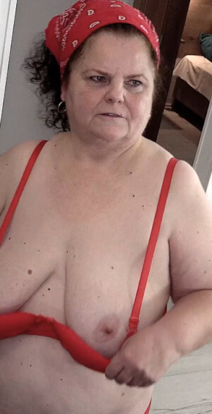 Mature Bea