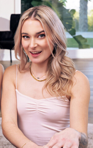 Thea Summers
