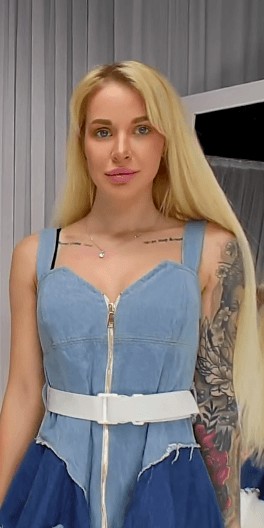 Bella Cooper