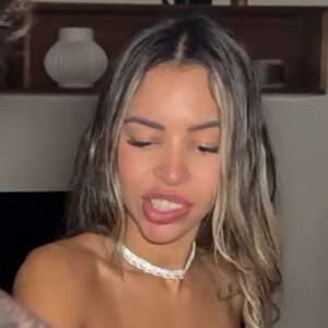 Bella Sampaio