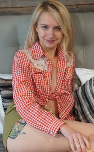 Mika BaberoticaVR