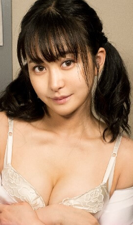 Shizuna Ito Shizuna Ito
