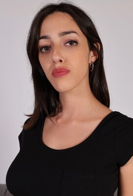 Valerie Knox