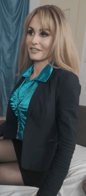 Laura Crystal